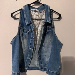 Maurices Size 2 Denim Vest 2